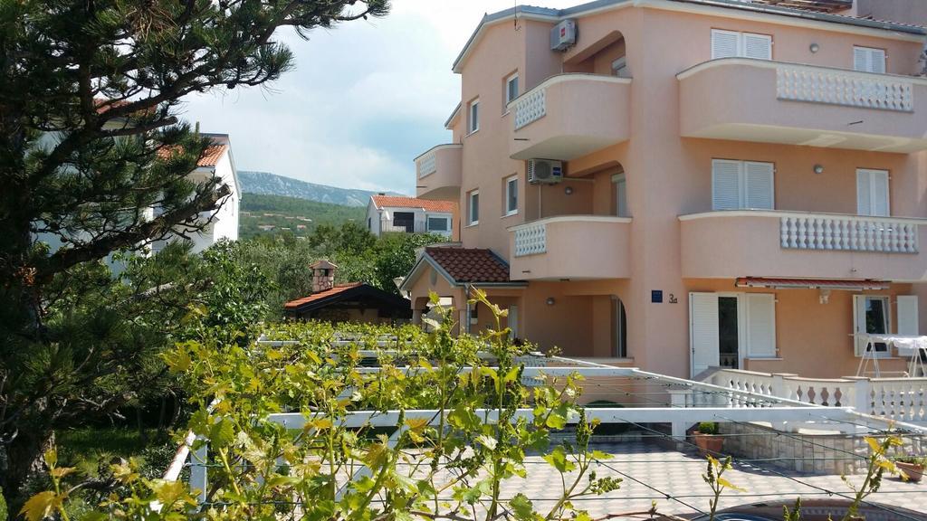 יאדראנובו Villa Janja מראה חיצוני תמונה