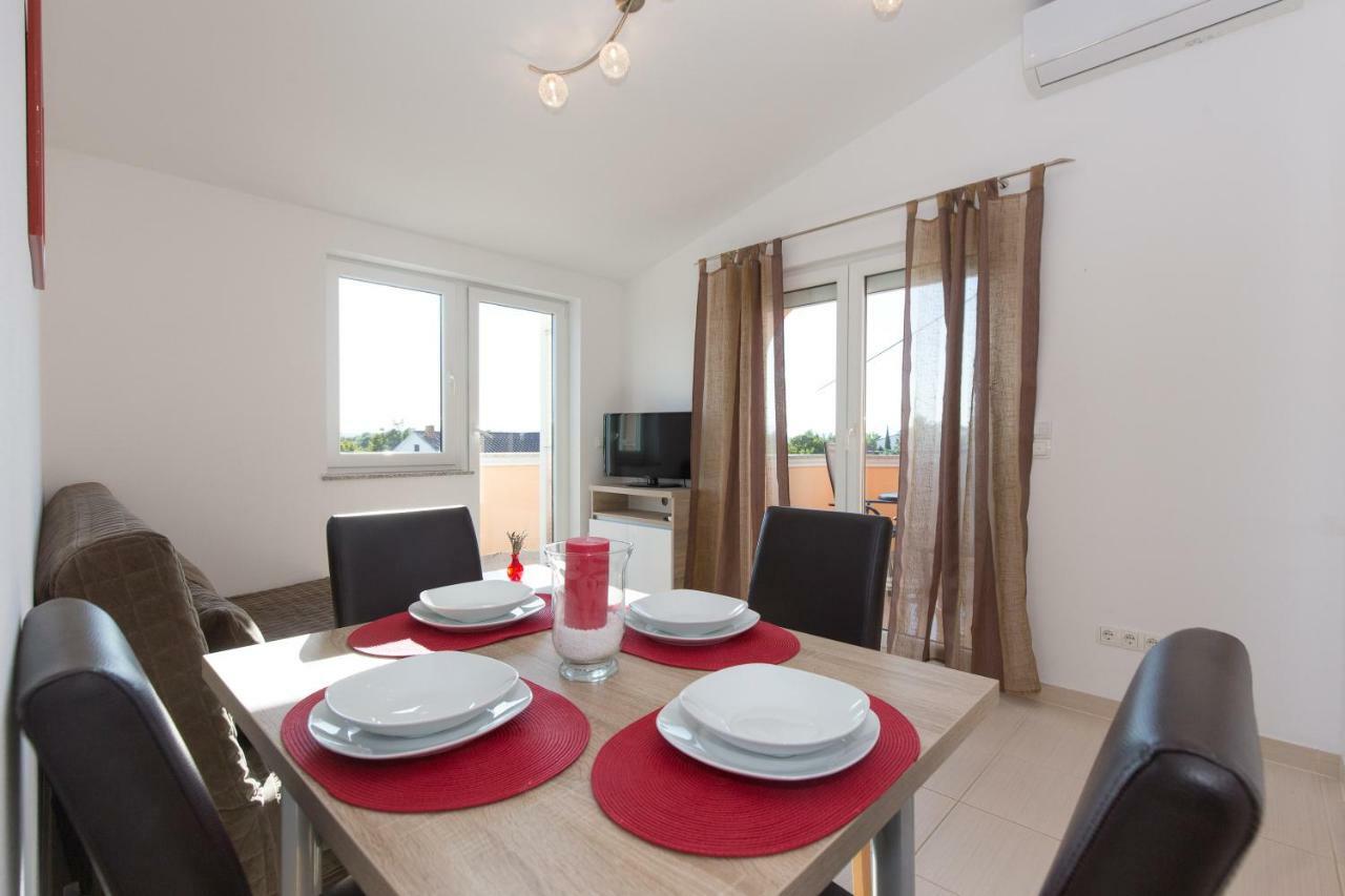 יאדראנובו Villa Janja מראה חיצוני תמונה