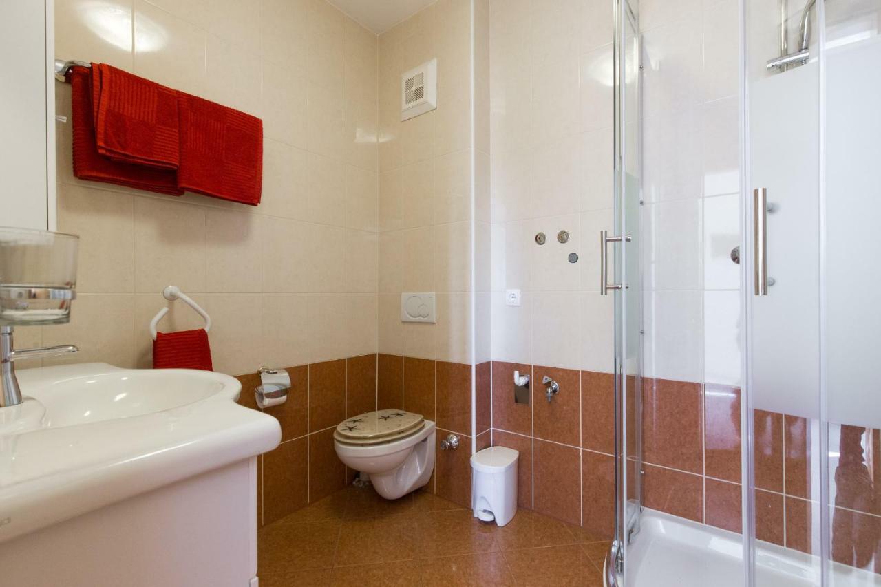 יאדראנובו Villa Janja מראה חיצוני תמונה