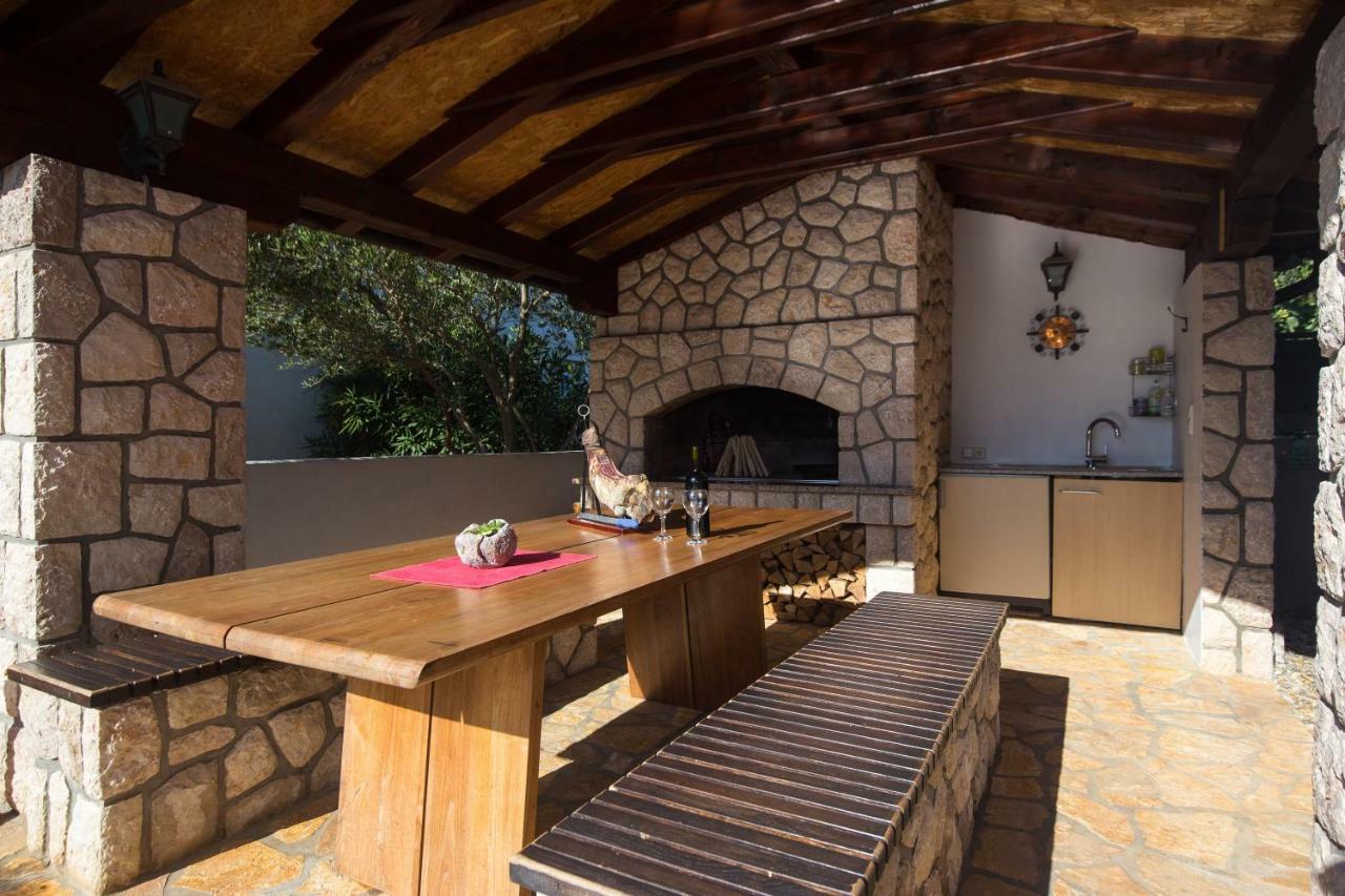 יאדראנובו Villa Janja מראה חיצוני תמונה
